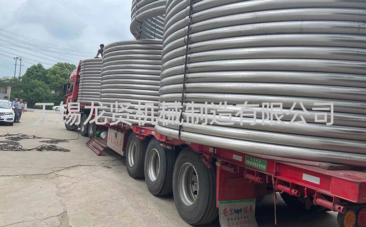 無(wú)錫化工設(shè)備半圓管：要質(zhì)量好還交貨快？龍賢這波穩(wěn)贏！